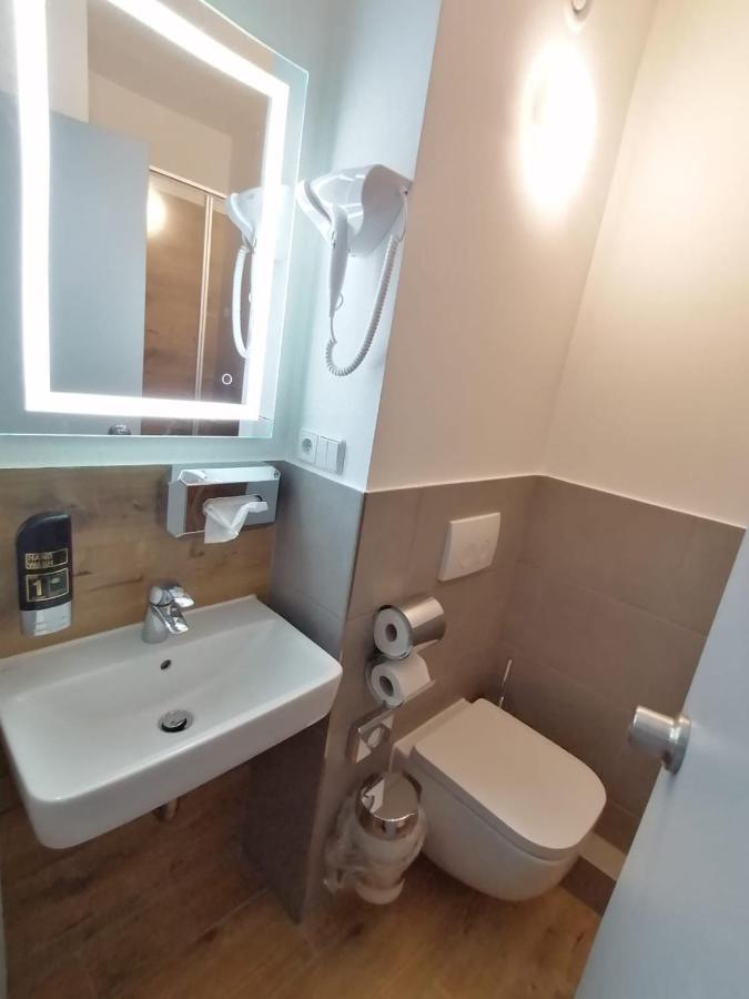 Creo Hotel Dessau Bagian luar foto